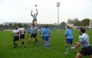 Dimanche, un premier en moins